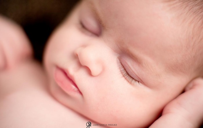 reportaje de fotos en estudio bebé durmiendo